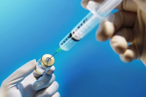 Vacina contra ebola pode estar disponível em 2015, diz OMS