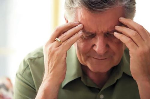Utilização de medicamentos pode agravar os casos de dores de cabeça