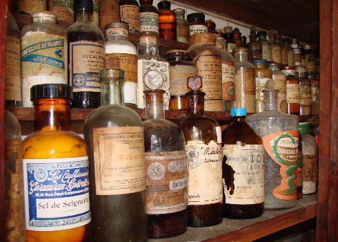 Venenos mortais usados como medicamentos no início do século 20